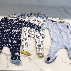 Set of 3 onesies